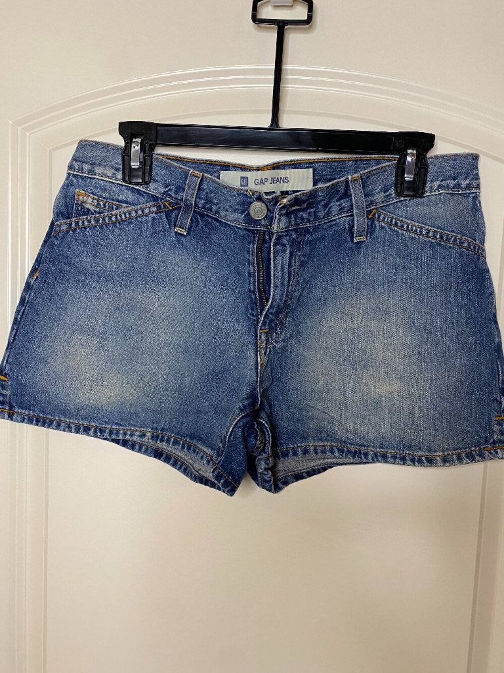 GAP Denim shorts Sz 6